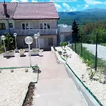 Apartament Matkovic *